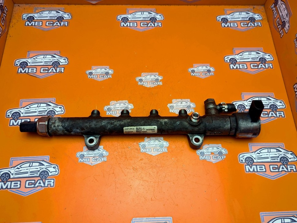 Рампа топливная MERCEDES-BENZ V-класс W639 (2003 - 2014) фото 1 — Разборка Мерседес