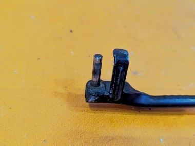 Поводок дворников MERCEDES-BENZ S-класс W220 (1998 - 2005) — Разборка Мерседес