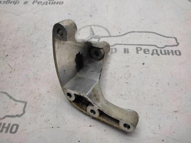 Кронштейн раздатки MERCEDES-BENZ G-класс W463 (1990 - 2006) — Разборка Мерседес