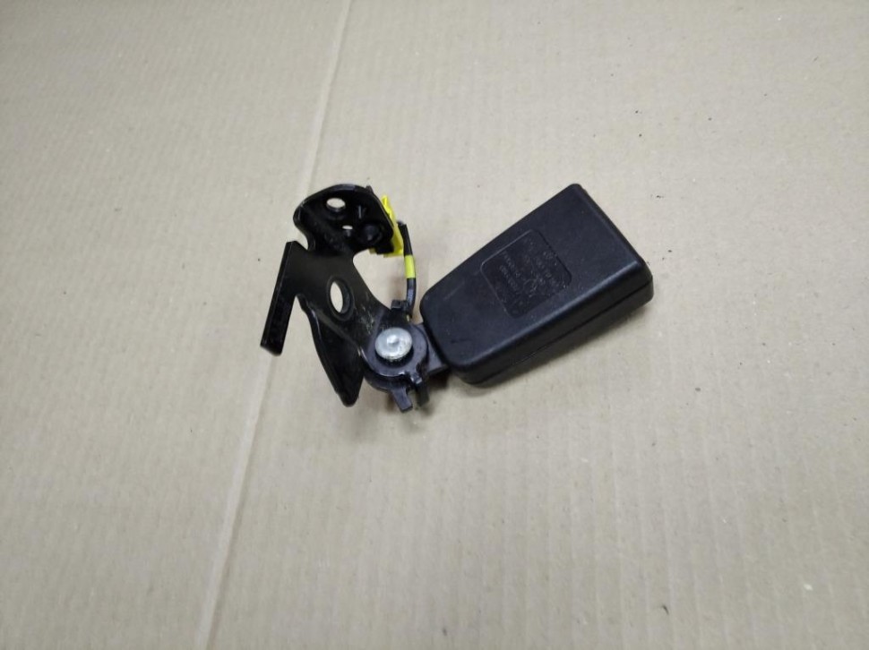 Замок ремня безопасности MERCEDES-BENZ E-класс W212/S212/C207/A207 рестайлинг (2013 - 2016) фото 1 — Разборка Мерседес