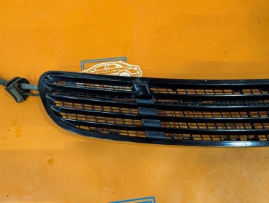Решетка капота MERCEDES-BENZ S-класс W220 рестайлинг (2002 - 2005) — Разборка Мерседес