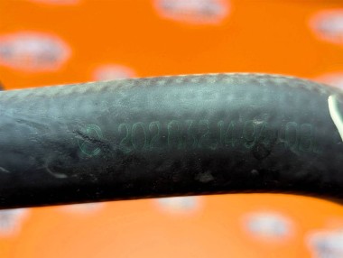 Патрубок ОЖ MERCEDES-BENZ CLK-класс C208/W208 рестайлинг (1999 - 2003) — Разборка Мерседес