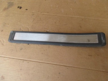 Накладка порога внутренняя MERCEDES-BENZ E-класс W211/S211 (2002 - 2006) — Разборка Мерседес