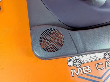 Карта двери передняя правая MERCEDES-BENZ A-класс W168 рестайлинг (2001 - 2004) A 170 1.7 AT (95 л.с.) &mdash; Разборка Мерседес