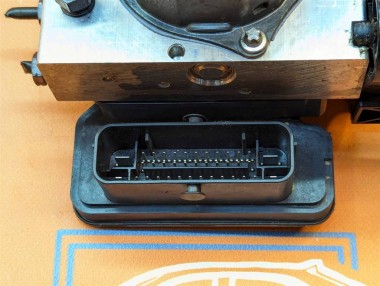 Блок ABS MERCEDES-BENZ E-класс W212/S212/C207/A207 рестайлинг (2013 - 2016) — Разборка Мерседес