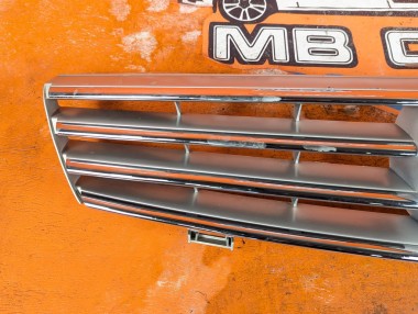 Решетка радиатора MERCEDES-BENZ CLS-класс C219 (2004 - 2008) &mdash; Разборка Мерседес