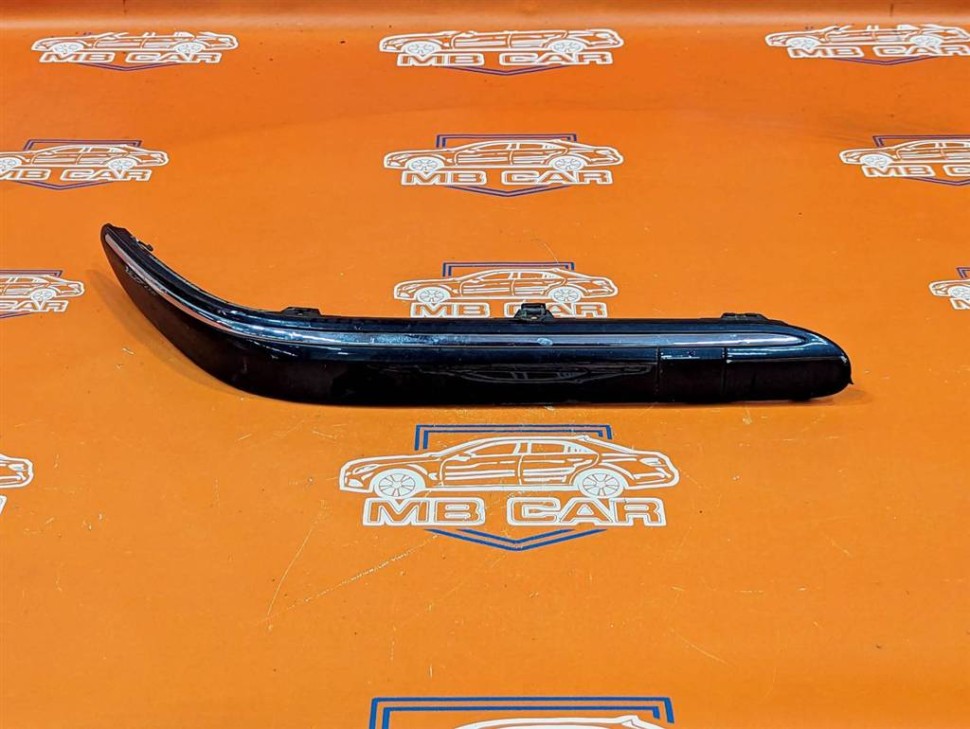 Накладка переднего бампера MERCEDES-BENZ C-класс W203/S203/CL203 (2000 - 2004) фото 1 — Разборка Мерседес