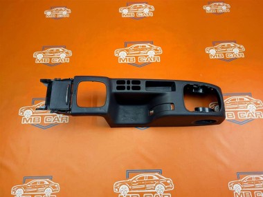 Подлокотник MERCEDES-BENZ A-класс W168 рестайлинг (2001 - 2004) — Разборка Мерседес