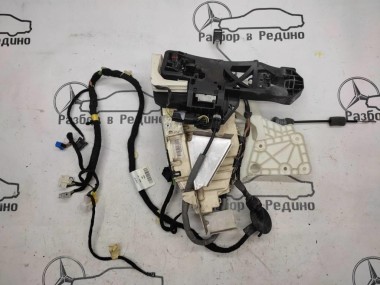 Замок двери передней правой MERCEDES-BENZ S-класс W221 (2005 - 2009) — Разборка Мерседес