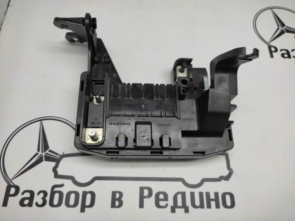 Блок предохранителей MERCEDES-BENZ GLS-класс X166 (2015 - 2019) фото 1 — Разборка Мерседес