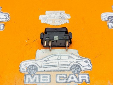 Кнопка стеклоподъемников MERCEDES-BENZ E-класс W124/S124/C124/A124 (1984 - 1997) — Разборка Мерседес