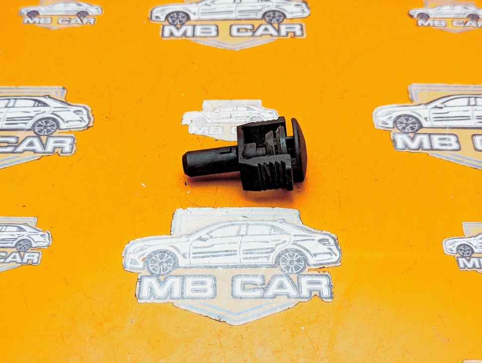 Клипса радиатора MERCEDES-BENZ C-класс W203/S203/CL203 (2000 - 2004) фото 1 — Разборка Мерседес