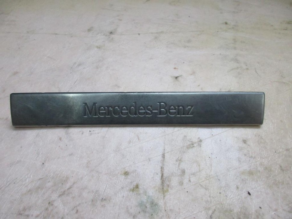 Накладка порога внутренняя MERCEDES-BENZ M-класс W163 рестайлинг (2001 - 2005) фото 1 — Разборка Мерседес