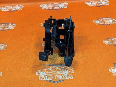 Педальный узел MERCEDES-BENZ Sprinter W901-905 (1995 - 2006) — Разборка Мерседес