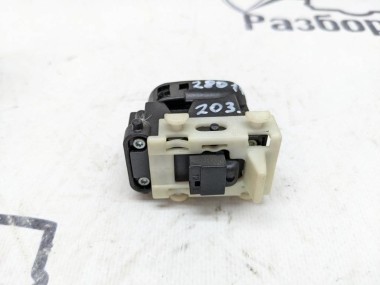 Кнопка стеклоподъемников MERCEDES-BENZ C-класс W203/S203/CL203 (2000 - 2004) — Разборка Мерседес