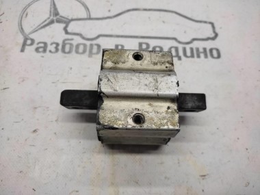 Опора КПП MERCEDES-BENZ C-класс W203/S203/CL203 (2000 - 2004) — Разборка Мерседес