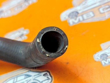 Патрубок ОЖ MERCEDES-BENZ CLK-класс C208/W208 (1997 - 2000) — Разборка Мерседес