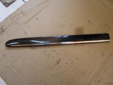 Молдинг двери MERCEDES-BENZ E-класс W211/S211 (2002 - 2006) — Разборка Мерседес