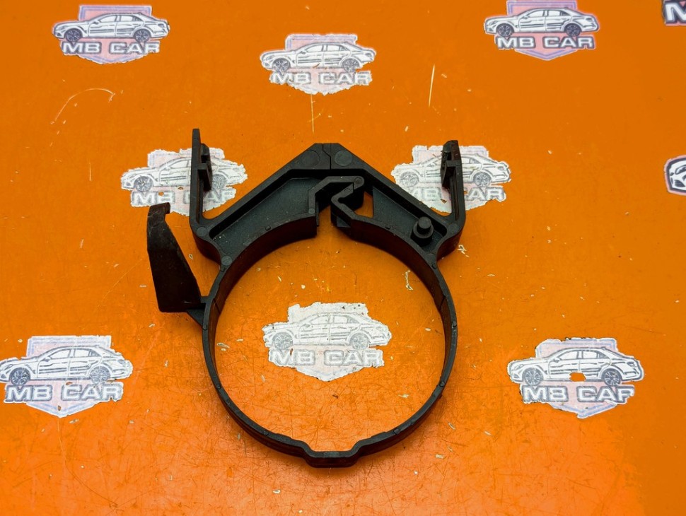 Хомут MERCEDES-BENZ E-класс W211/S211 (2002 - 2006) фото 1 — Разборка Мерседес