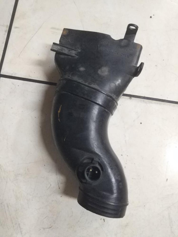 Воздухозаборник MERCEDES-BENZ S-класс W140 (1991 - 1998) фото 1 — Разборка Мерседес