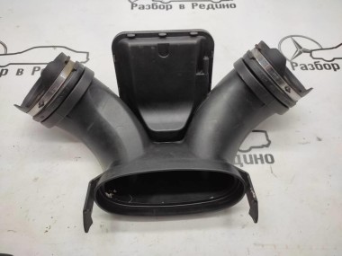 Патрубок воздушный MERCEDES-BENZ M-класс AMG W164 (2006 - 2008) — Разборка Мерседес