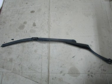 Поводок дворников MERCEDES-BENZ C-класс W204/S204 (2006 - 2011) — Разборка Мерседес