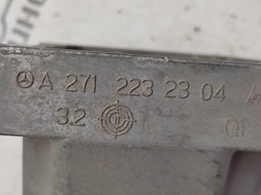 Лапа правая MERCEDES-BENZ C-класс W204/S204/С204 рестайлинг (2011 - 2015) — Разборка Мерседес