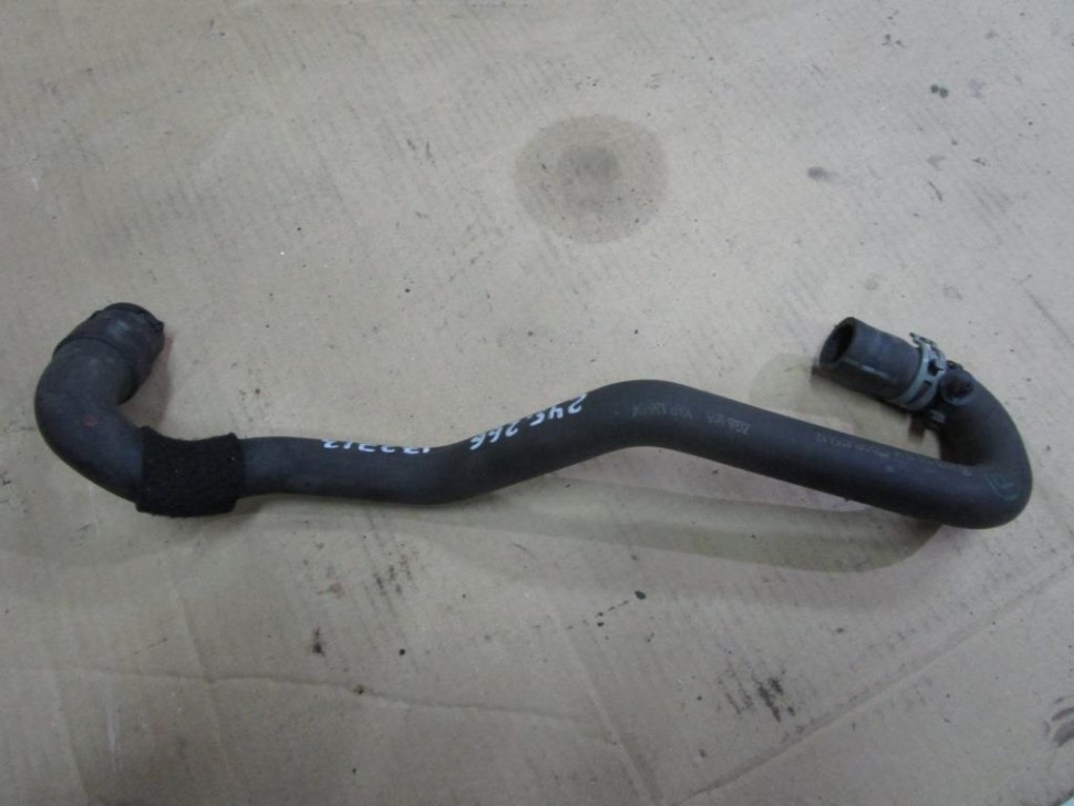 Патрубок ОЖ MERCEDES-BENZ B-класс W245 (2005 - 2009) фото 1 — Разборка Мерседес