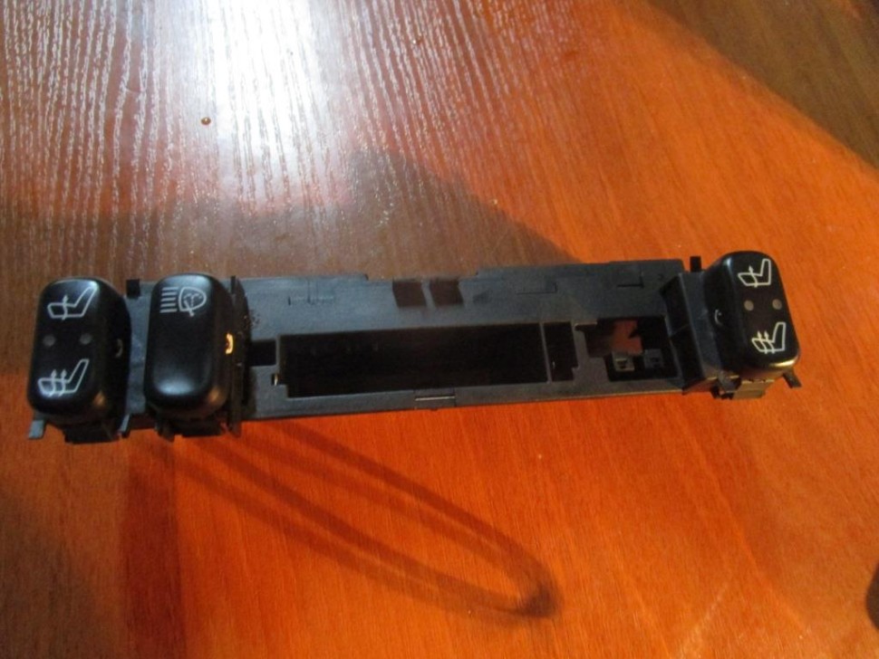 Блок кнопок MERCEDES-BENZ E-класс W210/S210 (1995 - 1999) фото 1 — Разборка Мерседес