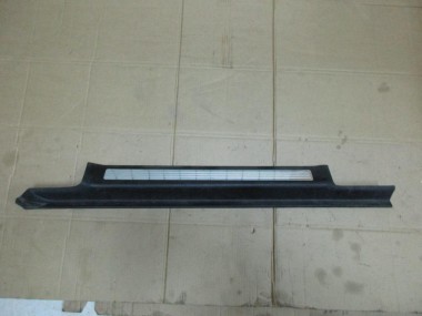 Накладка порога внутренняя MERCEDES-BENZ R-класс W251 (2005 - 2007) — Разборка Мерседес