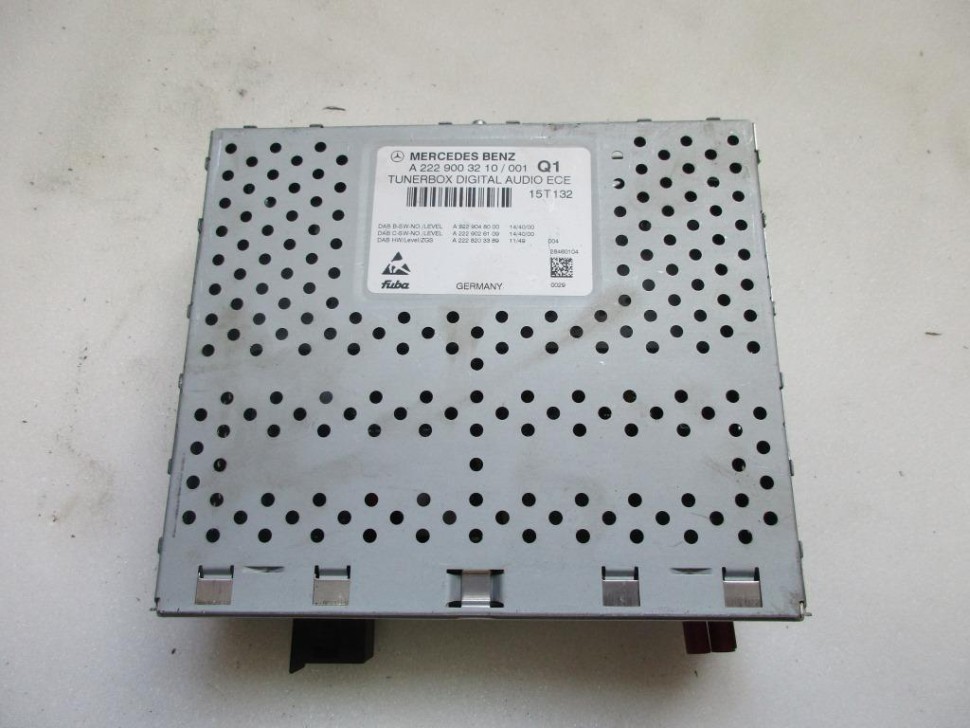 ТВ-Тюнер MERCEDES-BENZ C-класс W205/S205/C205/A205 (2014 - 2018) фото 1 — Разборка Мерседес