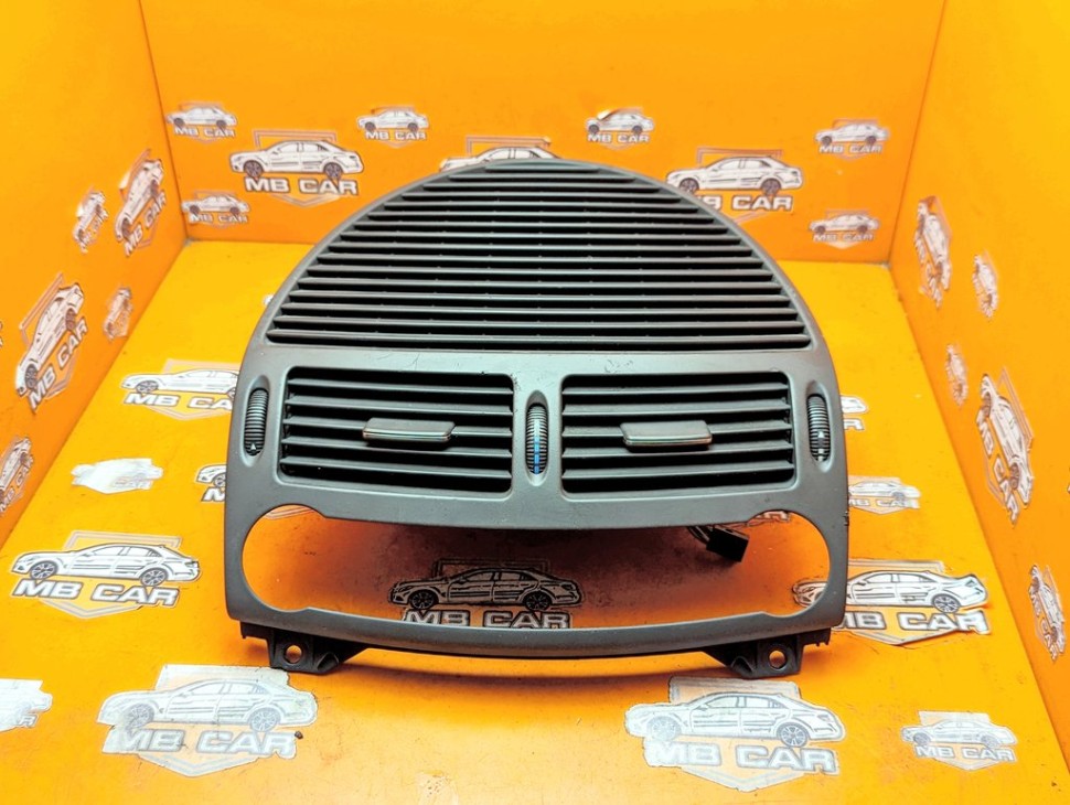 Воздуховод центральный MERCEDES-BENZ E-класс W211/S211 (2002 - 2006) фото 1 &mdash; Разборка Мерседес