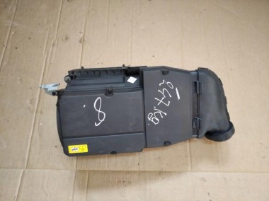 Корпус воздушного фильтра MERCEDES-BENZ C-класс W204/S204 (2006 - 2011) — Разборка Мерседес