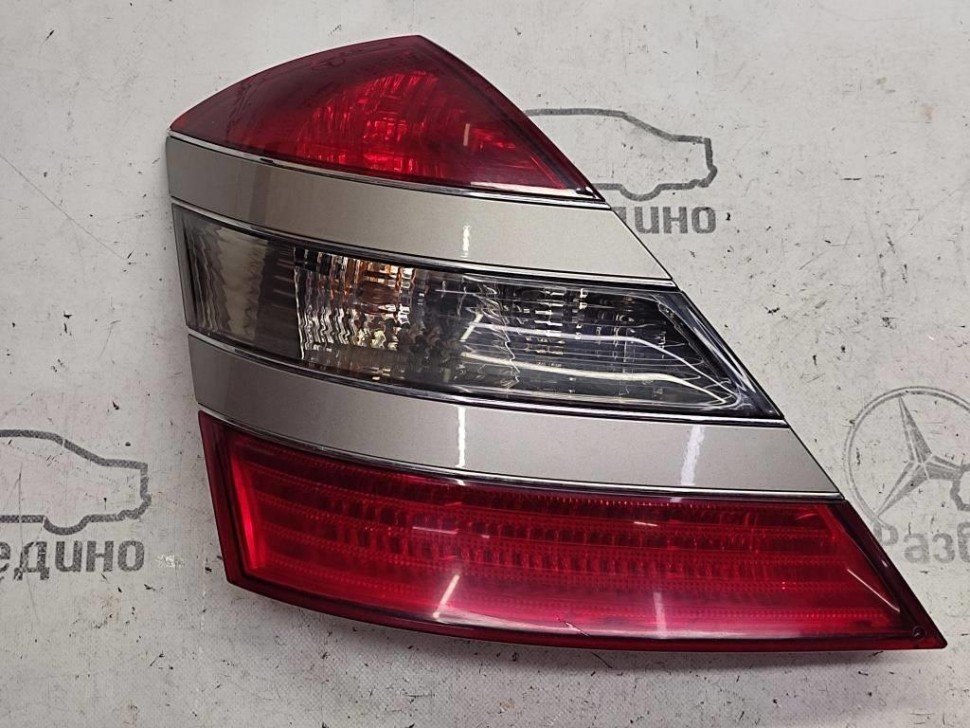Фонарь задний левый MERCEDES-BENZ S-класс W221 (2005 - 2009) фото 1 — Разборка Мерседес
