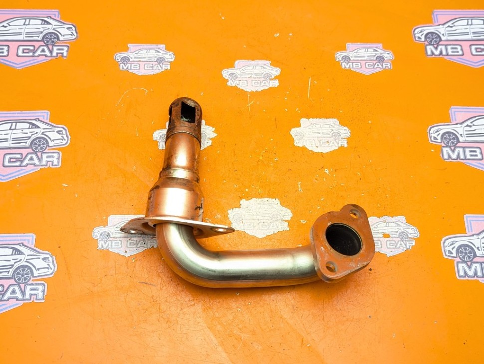 Трубка клапана ЕГР MERCEDES-BENZ C-класс W204/S204/С204 рестайлинг (2011 - 2015) фото 1 &mdash; Разборка Мерседес