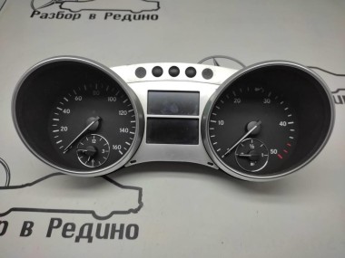 Щиток приборов MERCEDES-BENZ R-класс W251 (2005 - 2007) — Разборка Мерседес