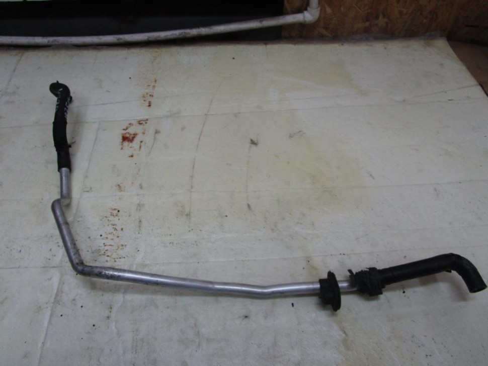 Трубка ОЖ MERCEDES-BENZ C-класс W203/S203/CL203 рестайлинг (2004 - 2008) фото 1 — Разборка Мерседес