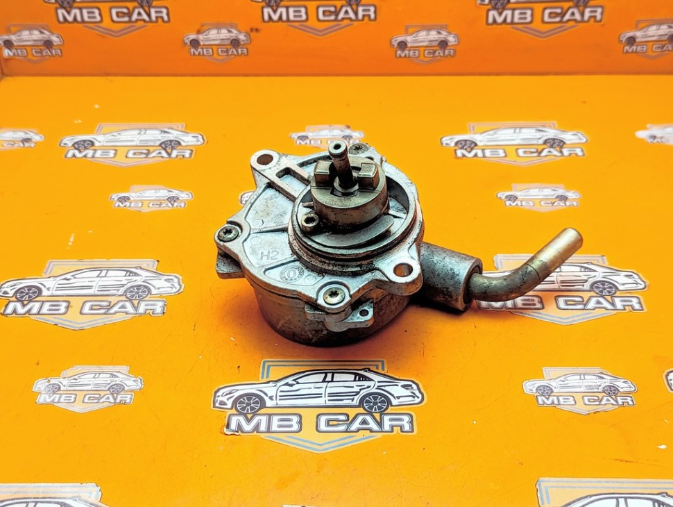 Насос вакуумный MERCEDES-BENZ E-класс W210/S210 рестайлинг (1999 - 2003) фото 1 — Разборка Мерседес