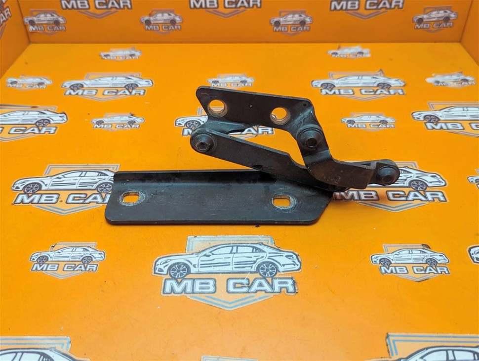 Петля капота MERCEDES-BENZ A-класс W168 (1997 - 2001) фото 1 — Разборка Мерседес