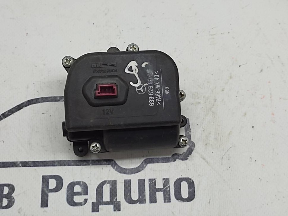 Моторчик задней форточки MERCEDES-BENZ Vito W638 (1996 - 2003) фото 1 — Разборка Мерседес