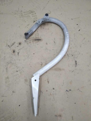 Петля крышки багажника MERCEDES-BENZ C-класс W204/S204/С204 рестайлинг (2011 - 2015) — Разборка Мерседес