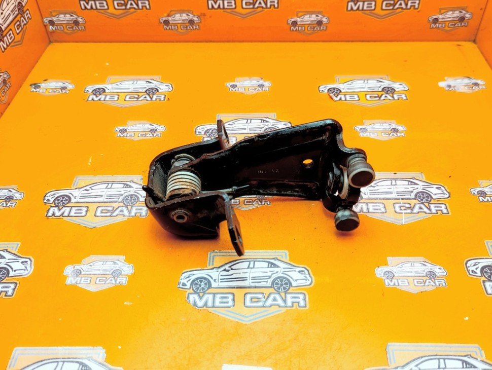 Ролик сдвижной двери MERCEDES-BENZ V-класс W447 рестайлинг (2019 - 2025) фото 1 — Разборка Мерседес