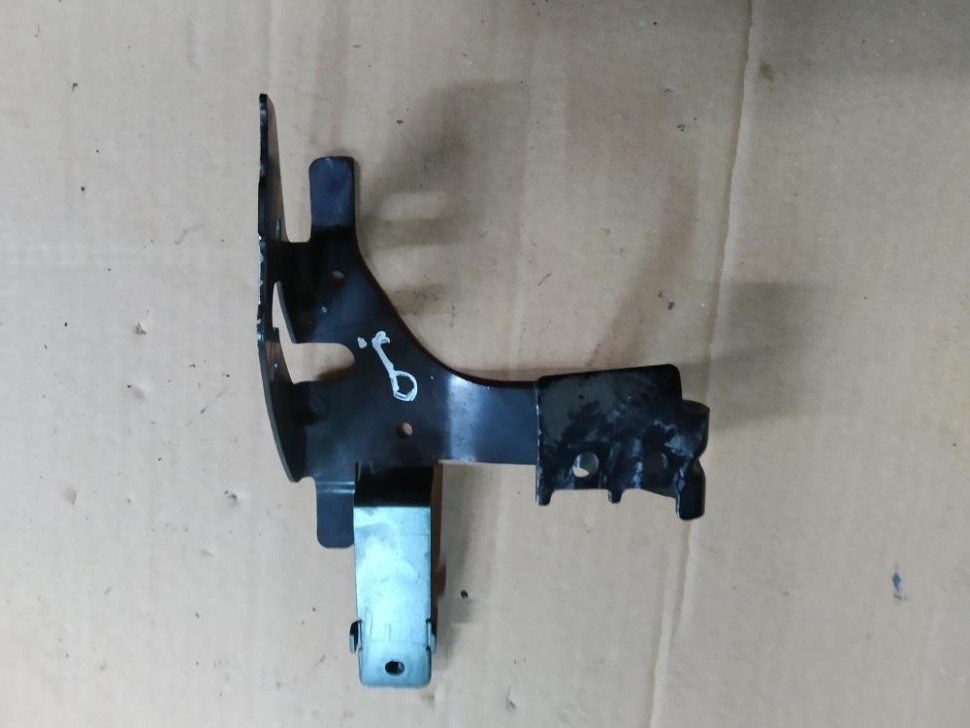 Кронштейн крепления ЭБУ MERCEDES-BENZ V-класс W447 (2014 - 2025) фото 1 — Разборка Мерседес