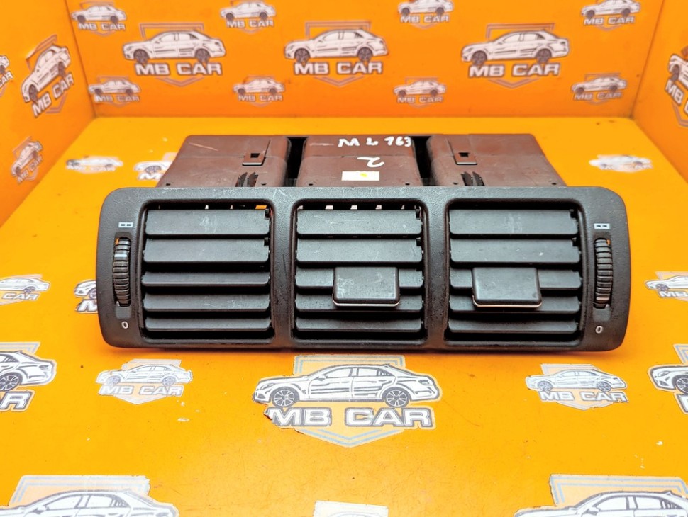 Воздуховод центральный MERCEDES-BENZ M-класс W163 (1997 - 2001) фото 1 — Разборка Мерседес