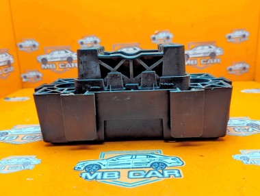 Поддомкратник MERCEDES-BENZ GLE-класс W166 (2015 - 2018) — Разборка Мерседес