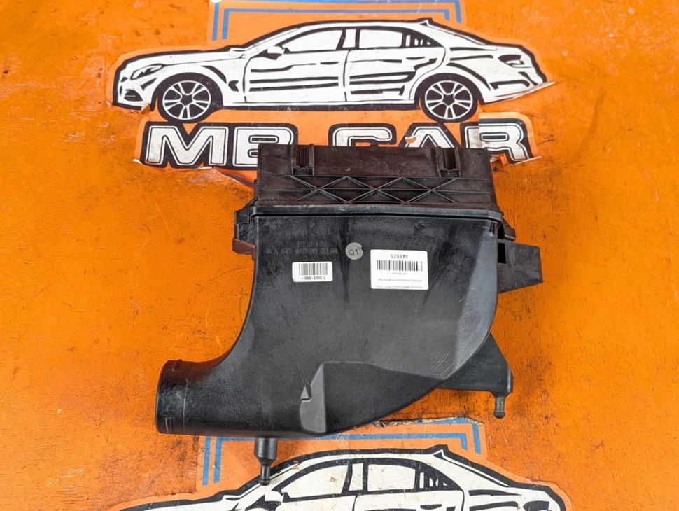 Корпус воздушного фильтра MERCEDES-BENZ X-класс I (2017 - 2020) фото 1 &mdash; Разборка Мерседес