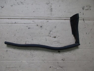 Уплотнитель моторного отсека MERCEDES-BENZ CLS-класс C218/X218 рестайлинг (2014 - 2017) — Разборка Мерседес