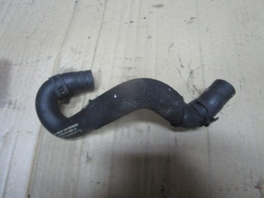 Патрубок ОЖ MERCEDES-BENZ CLA-класс C117/X117 (2013 - 2016) — Разборка Мерседес