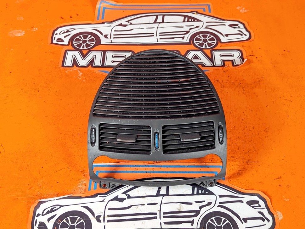 Воздуховод центральный MERCEDES-BENZ E-класс AMG W211/S211 (2002 - 2006) E 55 AMG 5.4 AT (474 л.с.) фото 1 &mdash; Разборка Мерседес
