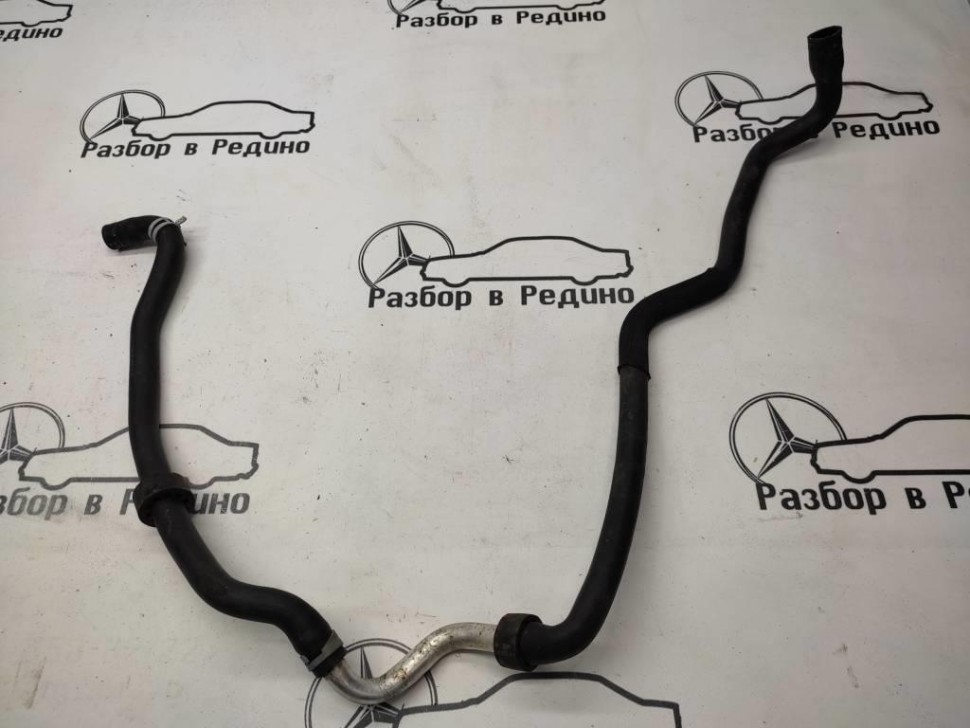 Патрубок ОЖ MERCEDES-BENZ M-класс W164 рестайлинг (2008 - 2011) фото 1 — Разборка Мерседес